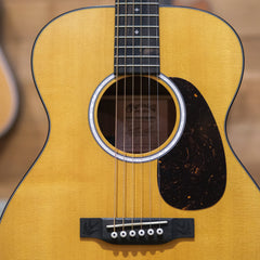 Martin 000JR-10E Limited Edition Shawn Mendes
